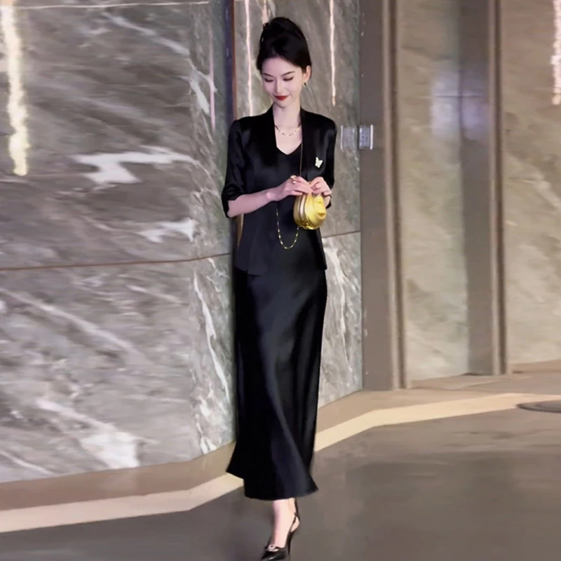 夏季潮流2025年爆款气质轻熟风好看休闲日常百搭黑色修身女士套装