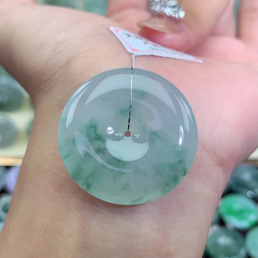 【闪购商品】翡翠未镶嵌吊坠(不含链)