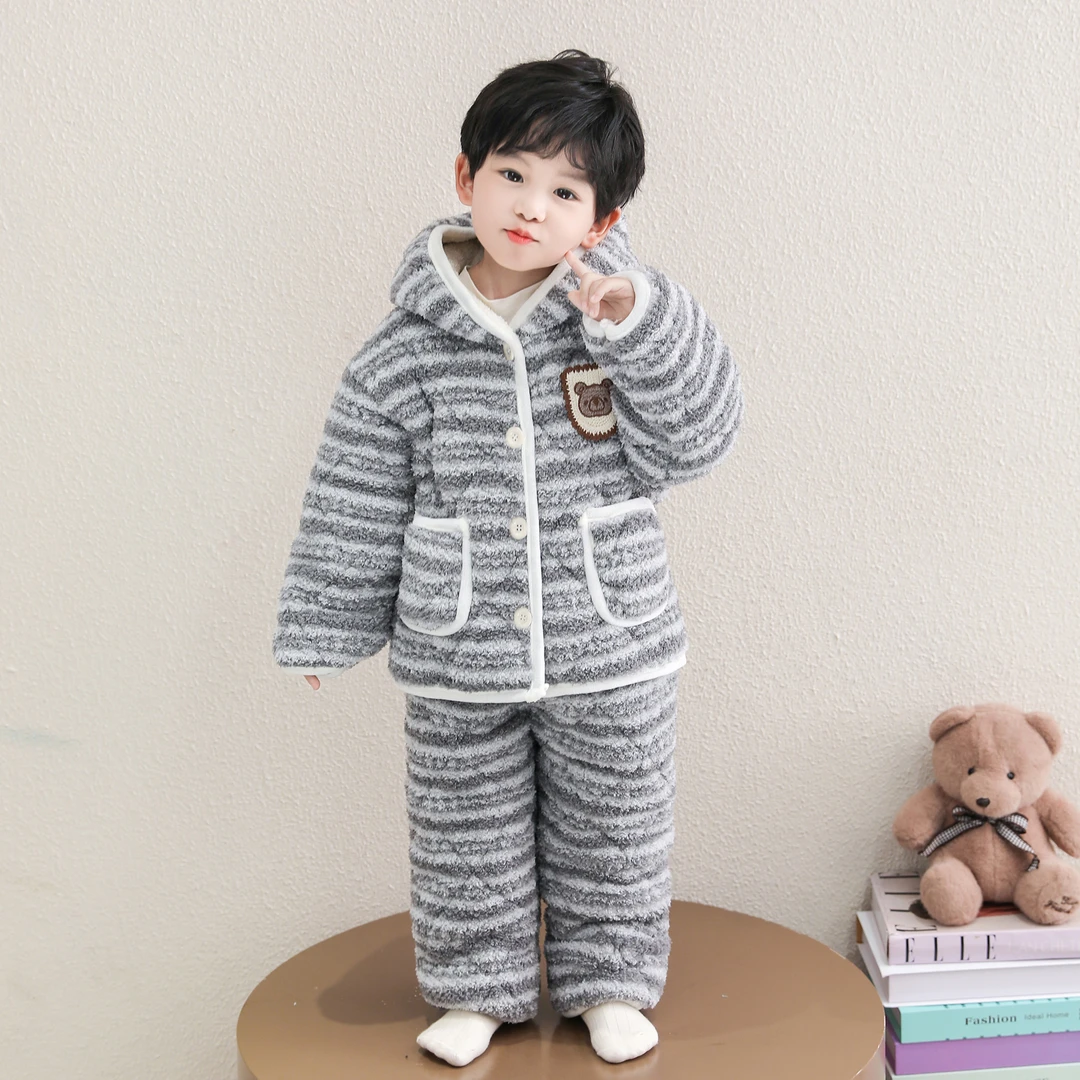 男童三层加绒加厚套装儿童法兰绒保暖家居服男宝宝珊瑚绒冬款睡衣
