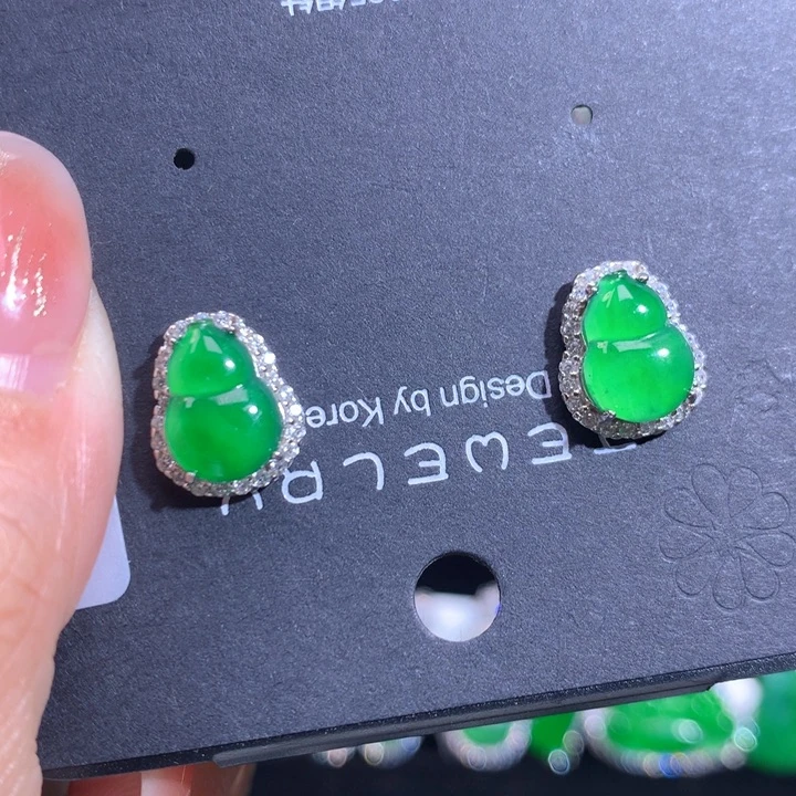 【闪购商品】银S925镶嵌翡翠耳饰
