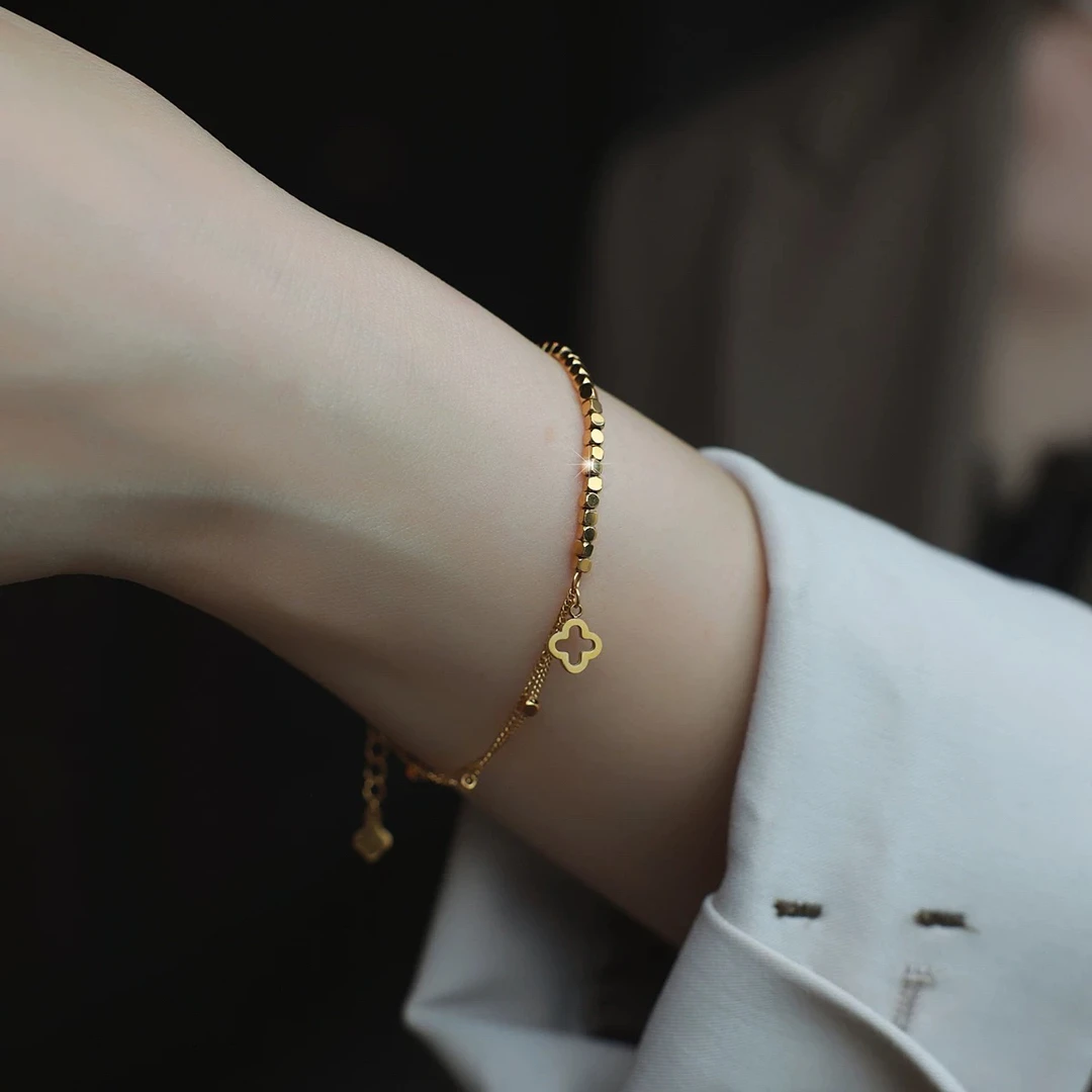 钛钢手链 高定蹦迪爆闪碎碎冰手链四叶蹦迪手链001