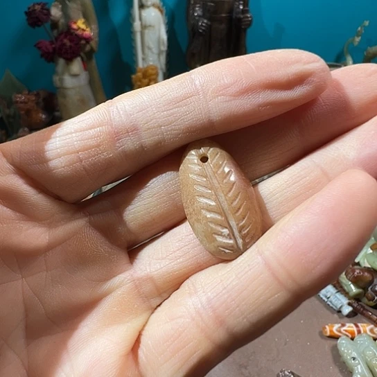 和田玉（糖玉）未镶嵌挂件