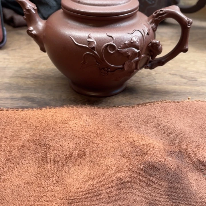 种***树茶壶底槽青松鼠葡萄200容量