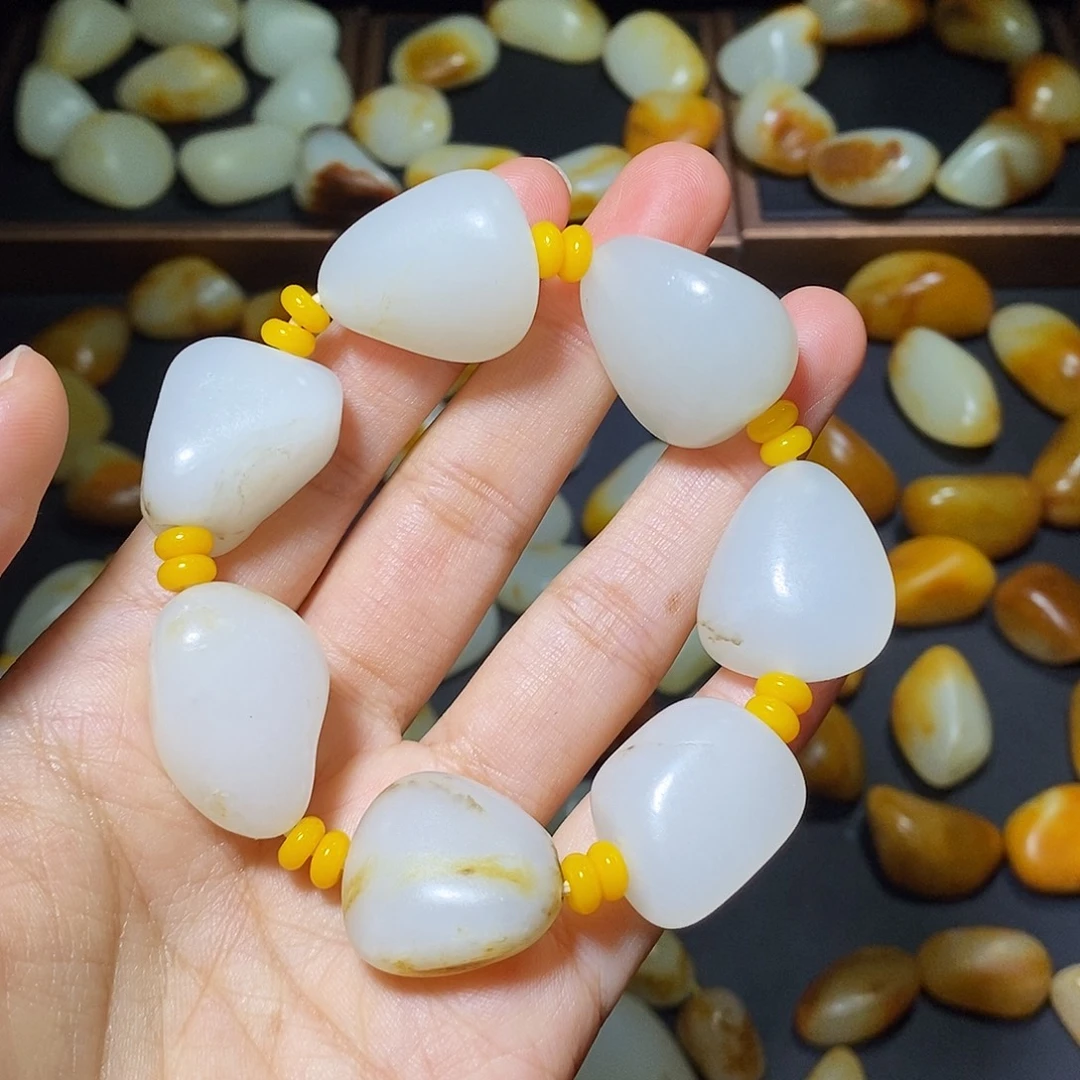 和田玉未镶嵌手链