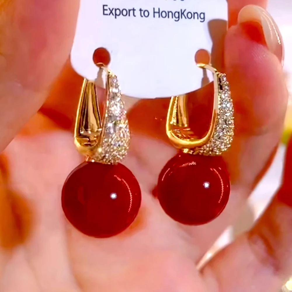 铜合金耳饰 秋冬复古红色珠珠耳环小众高级气质大气红色新年耳饰