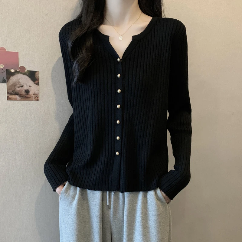 胖妹妹秋装大码女装坑条显瘦时尚感针织衫单排扣设计洋气减龄上衣