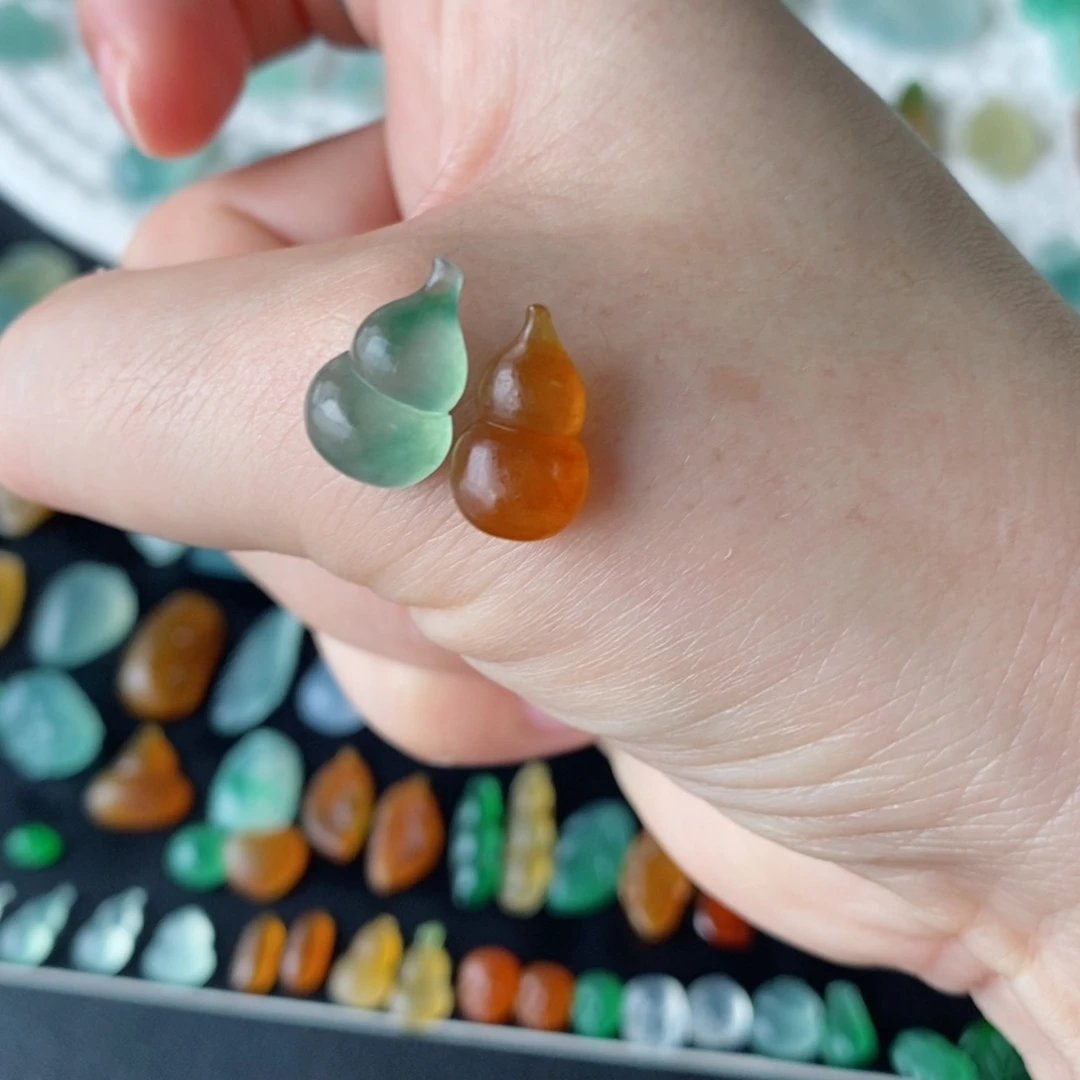 定制翡翠未镶嵌葫芦