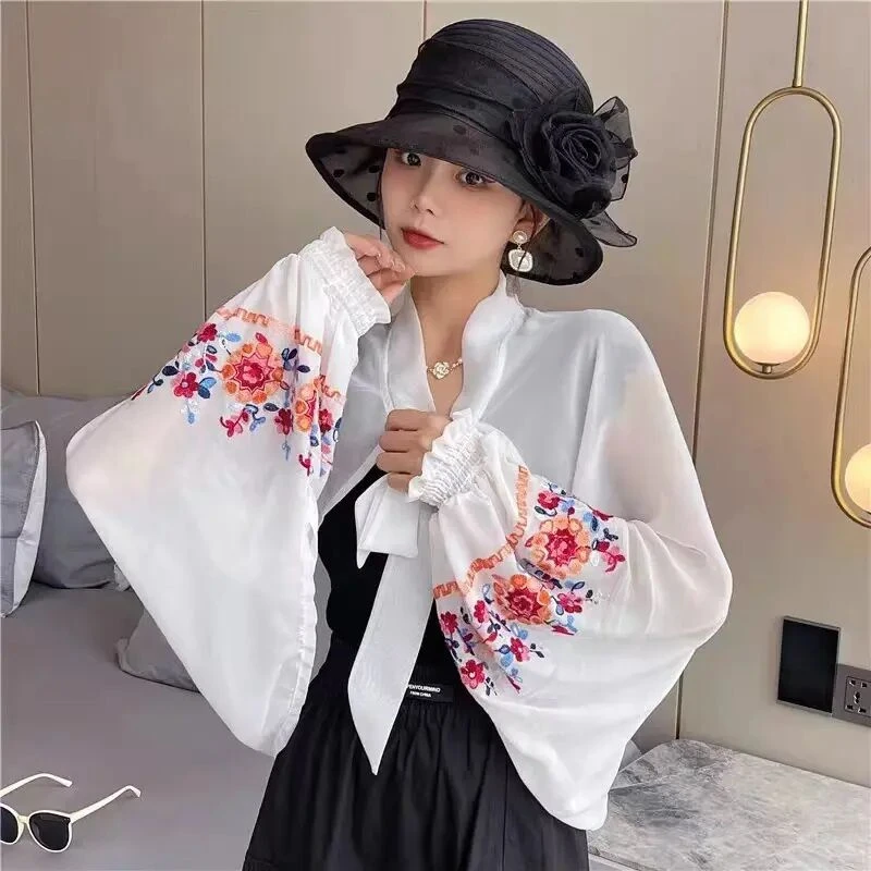 2025新款刺绣披肩夏季洋气开车空调房外搭冰丝雪纺长袖防晒衣披肩