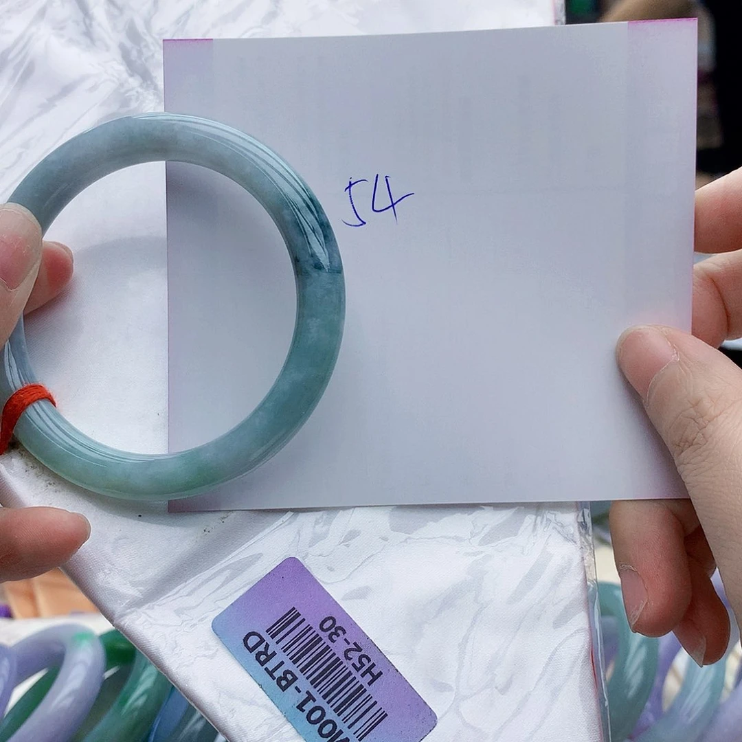 翡翠手镯未镶嵌The