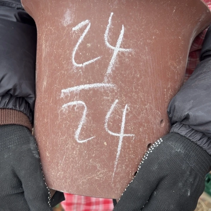 茶壶紫砂紫砂的颜色