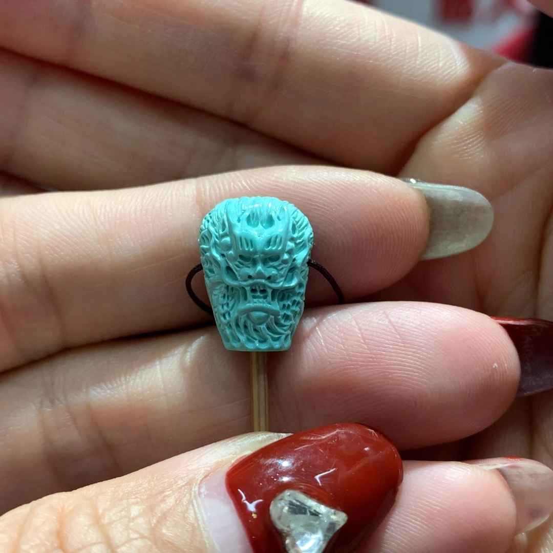 绿松石配饰未镶嵌