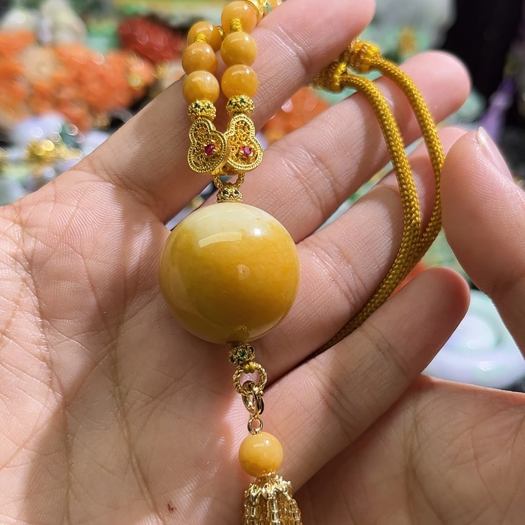 颈饰未镶嵌翡翠待编织