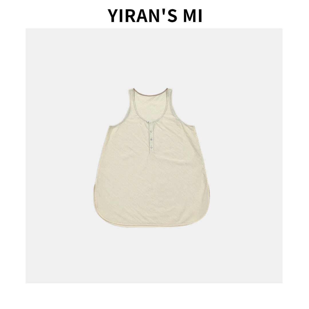 一然 纽扣半开领天丝混纺无袖背心 YLM001093