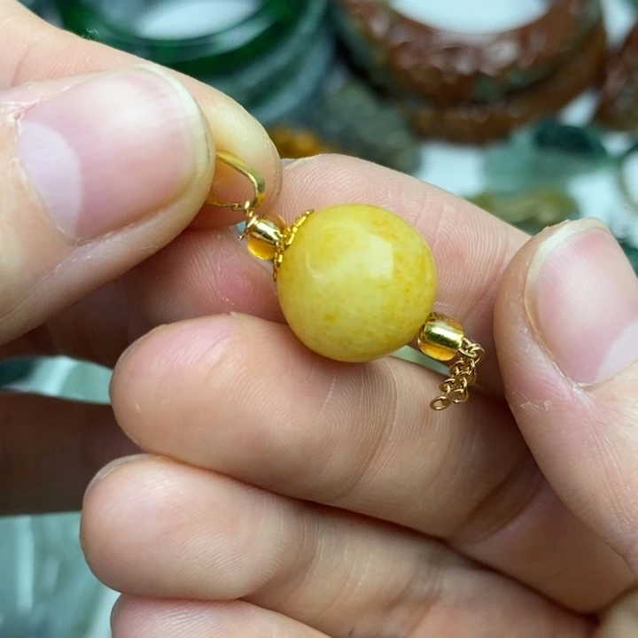 颈饰未镶嵌翡翠吊坠