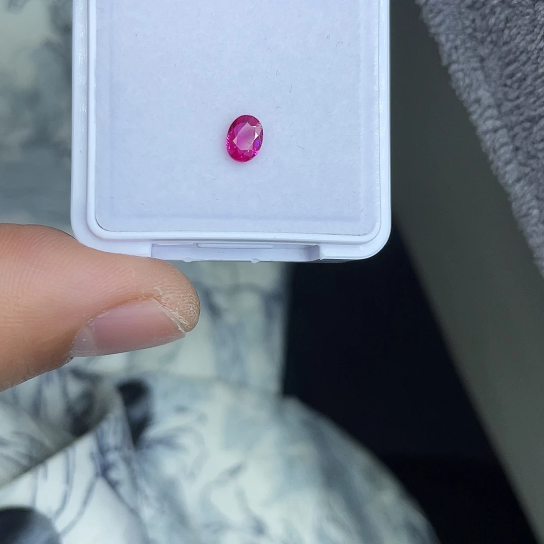 红宝石裸石0.683Ct