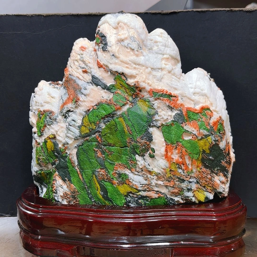 海***哥青海七彩石石头摆件