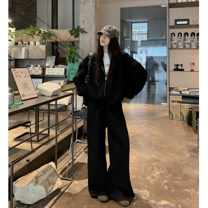 慵懒松弛感穿搭两件套女秋冬连帽宽松长袖卫衣外套垂感休闲阔腿裤