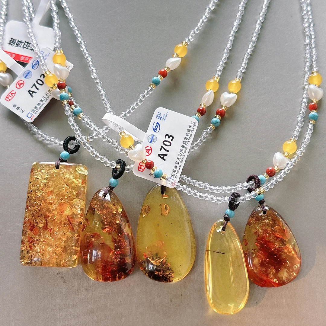 【阿波严选】天然琥珀吊坠-多样性发一A703