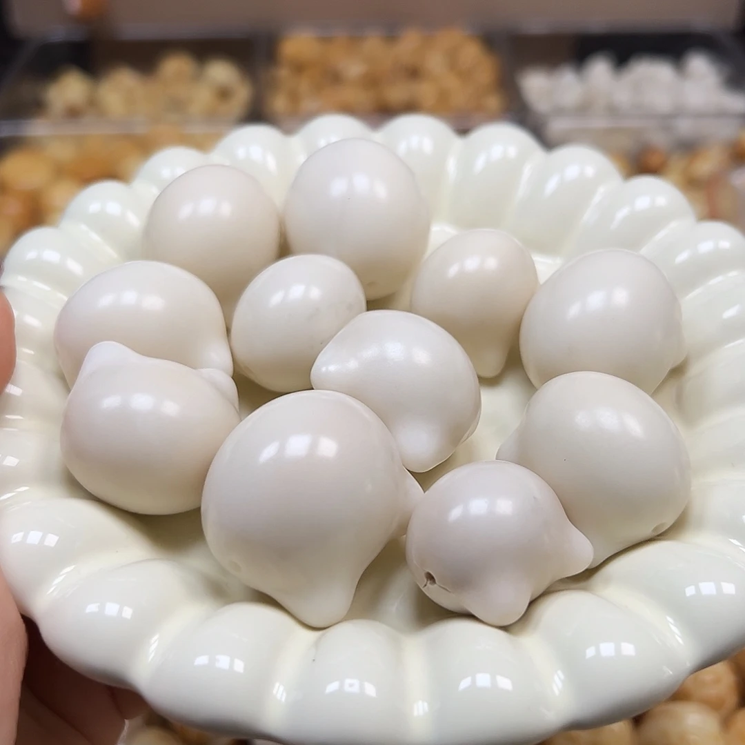 手串菩提根/象牙果瑕疵白猫头11颗有裂