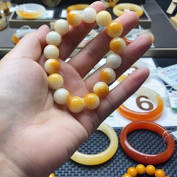 石英质玉（黄龙玉）未镶嵌手镯