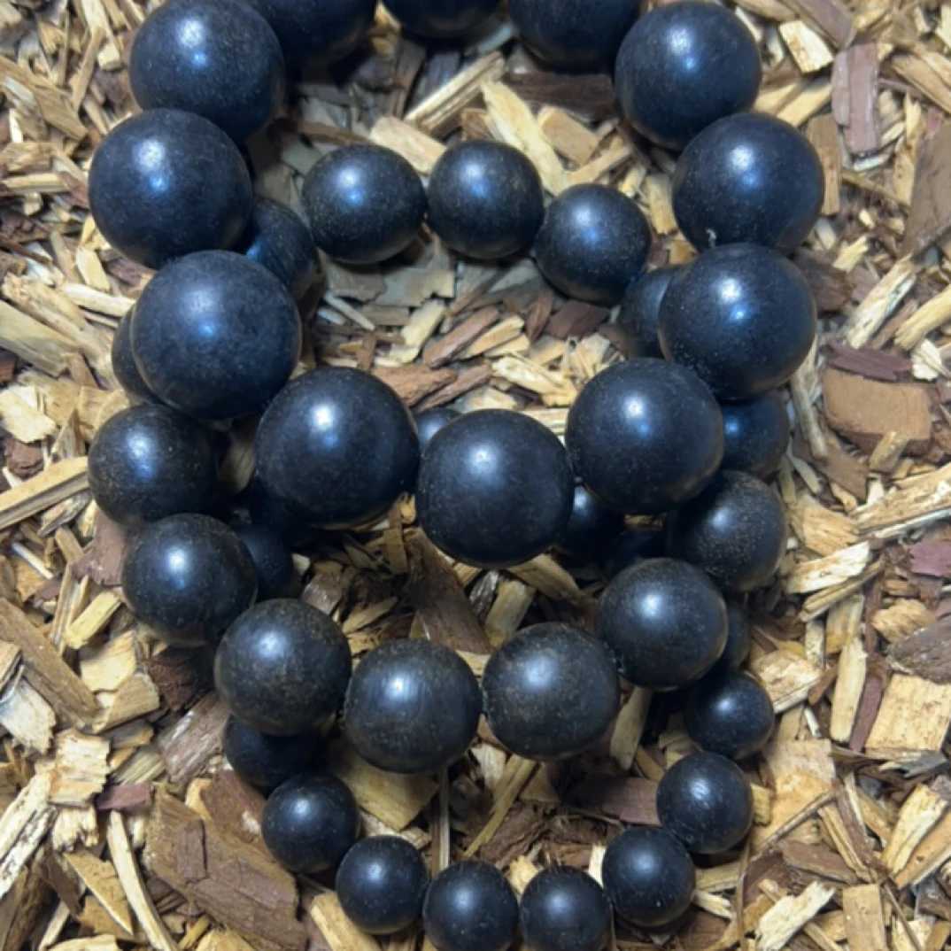 22 福来精选文玩沉香木作手串