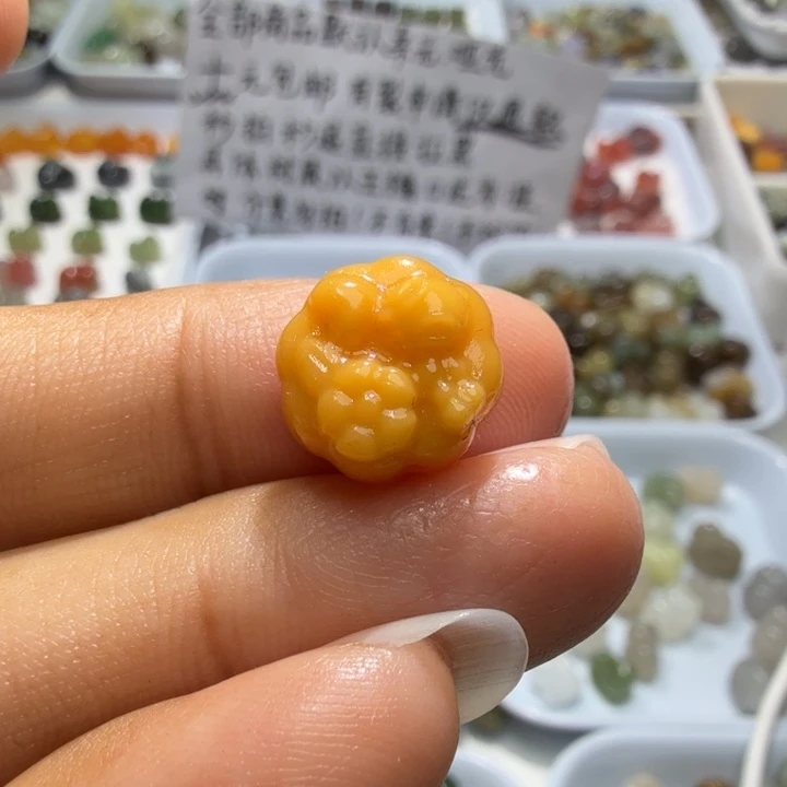 和田玉未镶嵌珠宝奇石