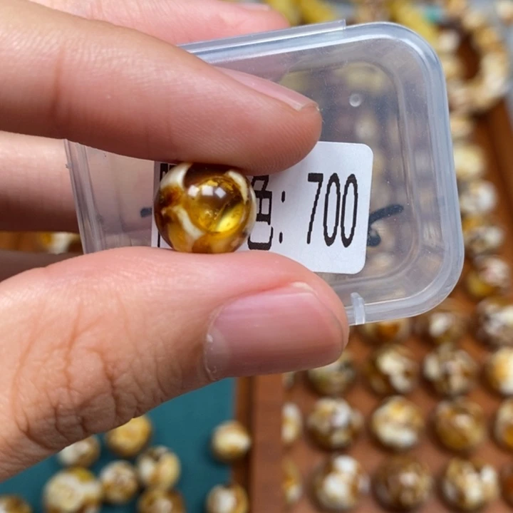 把件猴头核桃沁色圆珠老型700