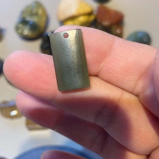 岫岩河磨玉（透闪石质玉）未镶嵌挂件