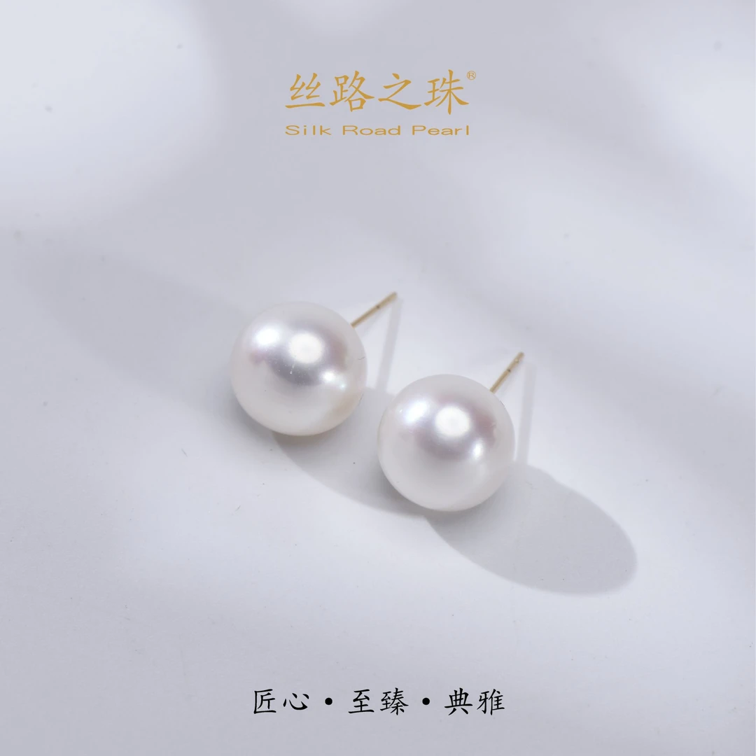 18k金淡水珍耳钉 9-10MM