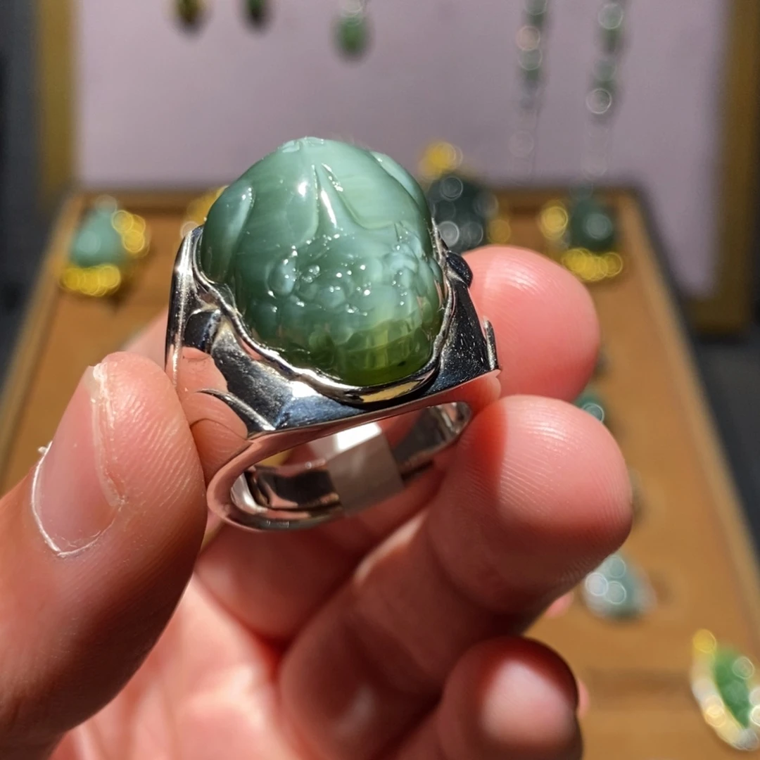 银S925镶嵌戒指和田玉（碧玉）多*