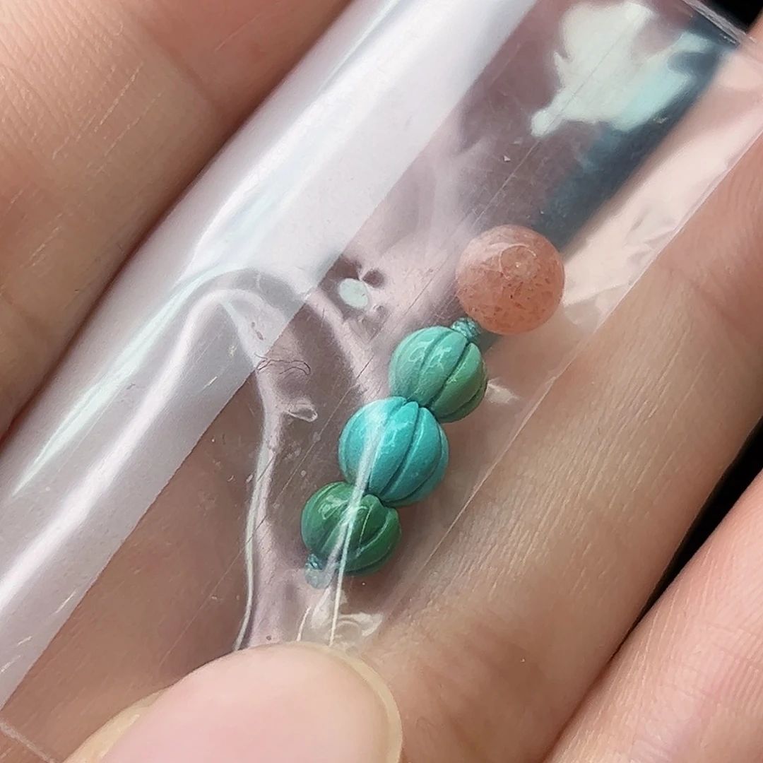 蜜蜡珠宝奇石未镶嵌