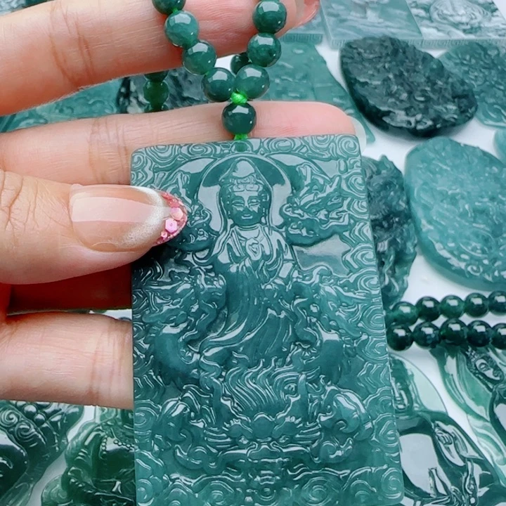 翡翠未镶嵌颈饰多样性发货天然A货翡翠