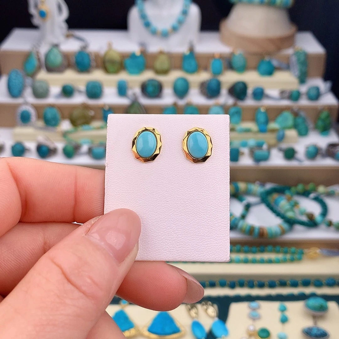 绿松石未镶嵌耳饰