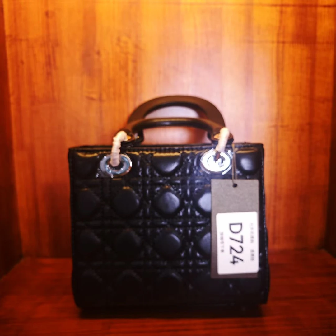 【D724】无视主图按编号拍新款女包8901-4羊纹黑色