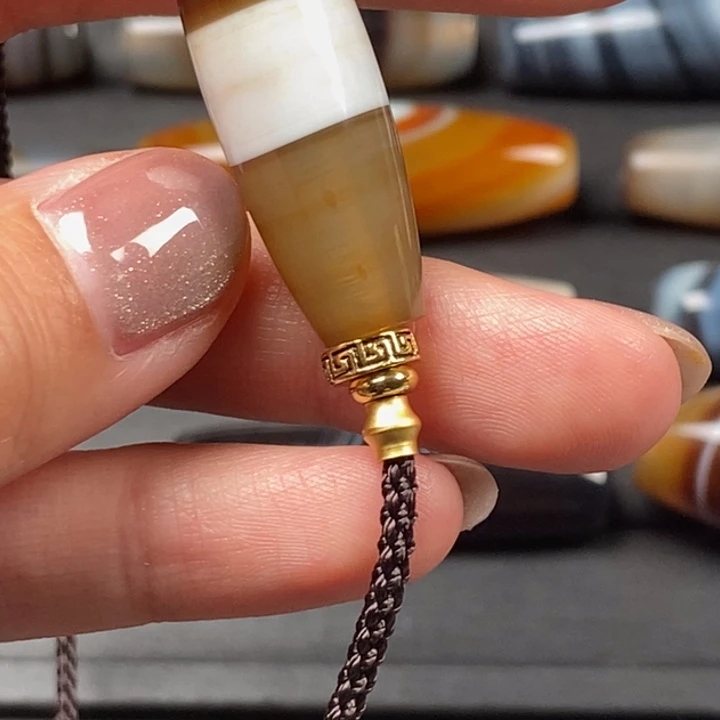 谁***字玛瑙/玉髓未镶嵌颈饰