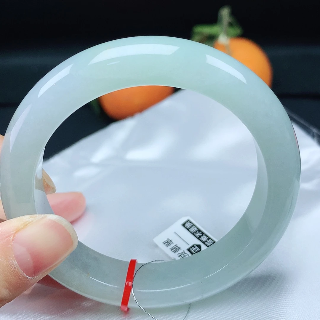 翡翠手镯未镶嵌58圈