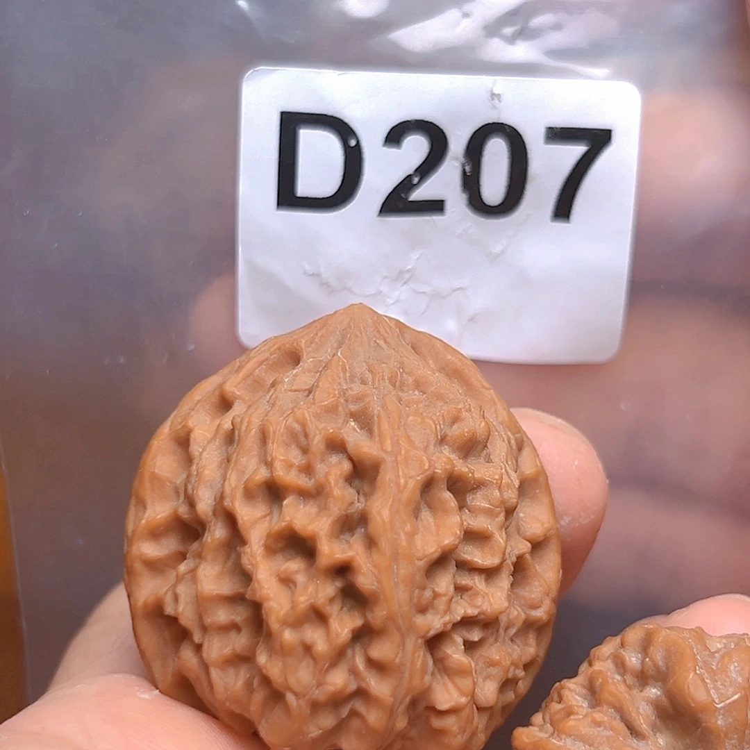 文玩核桃吊坠40野牛