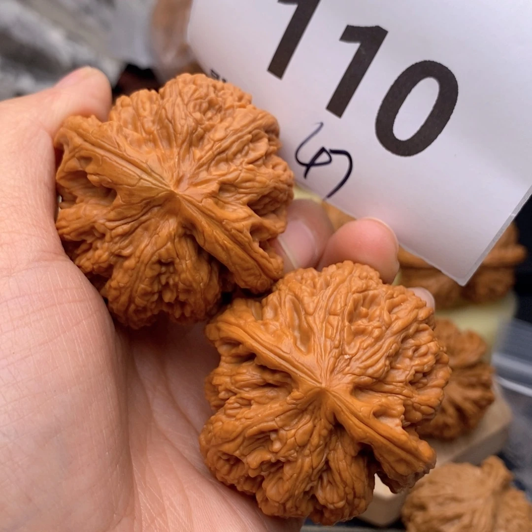 文玩核桃把件110号47粗筋