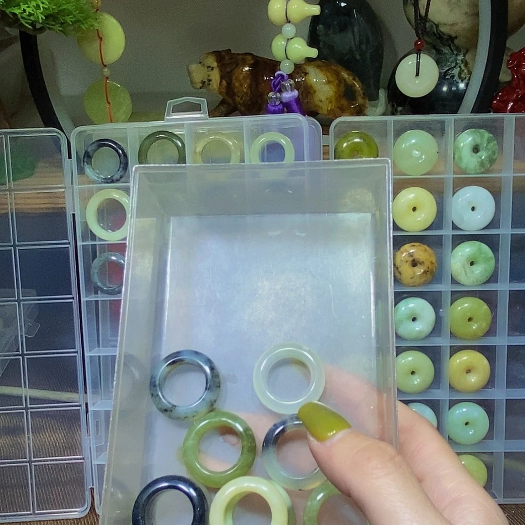 蛇纹石玉其他未镶嵌团****喵166