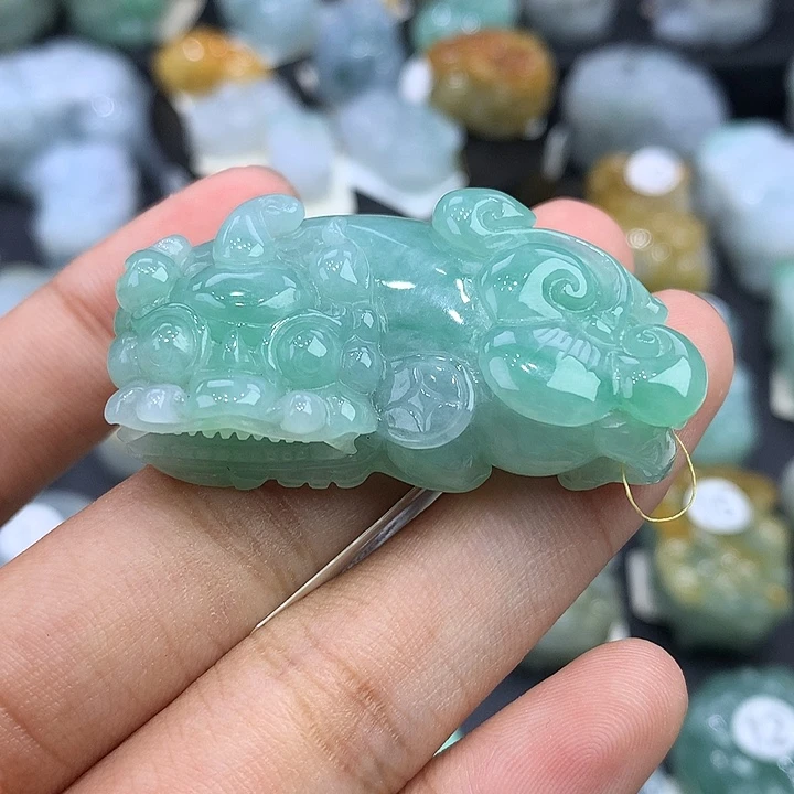 翡翠未镶嵌颈饰天然缅甸翡翠