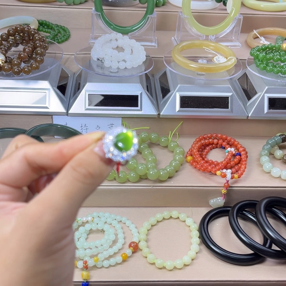 和田玉未镶嵌戒指