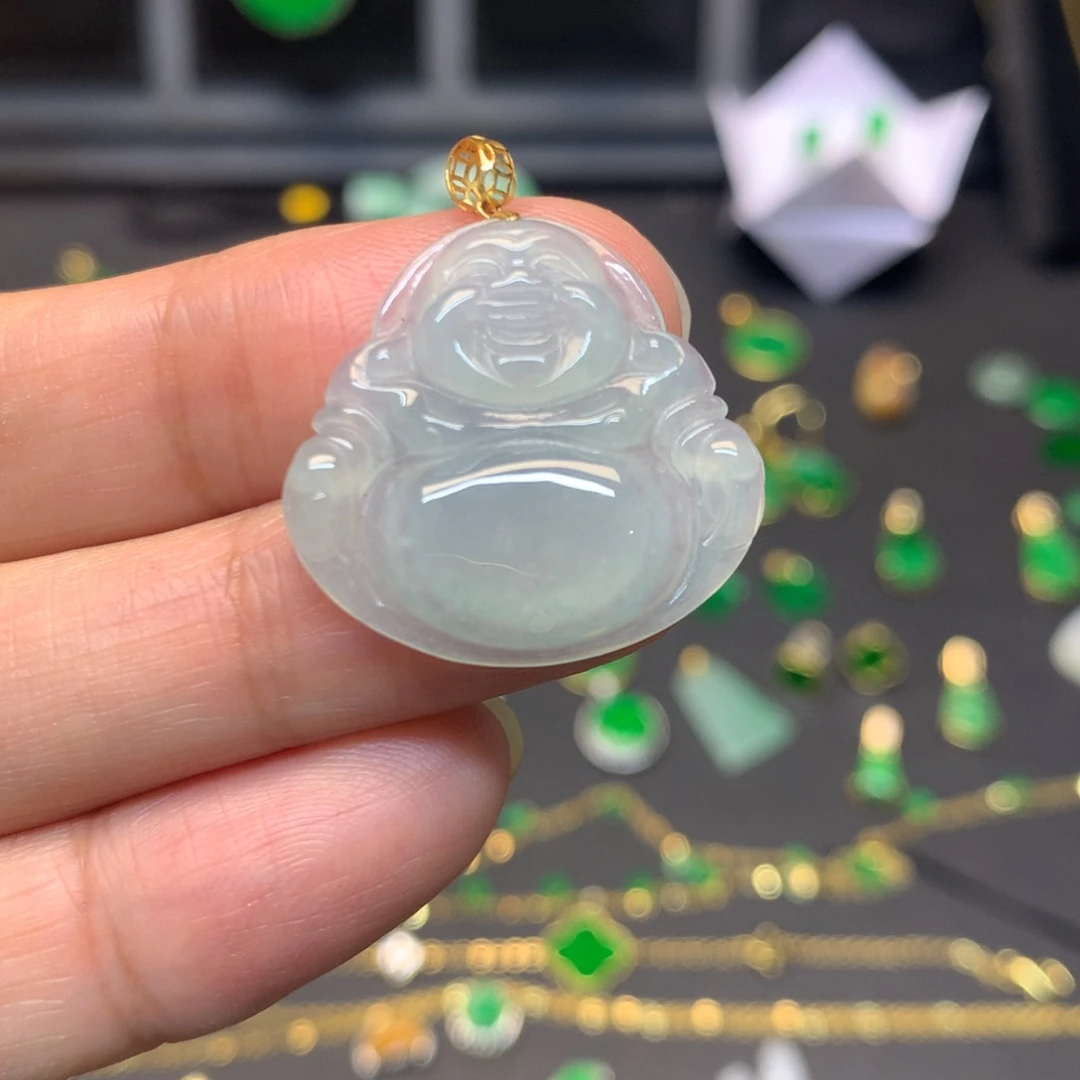 翡翠18K金镶嵌颈饰吊坠