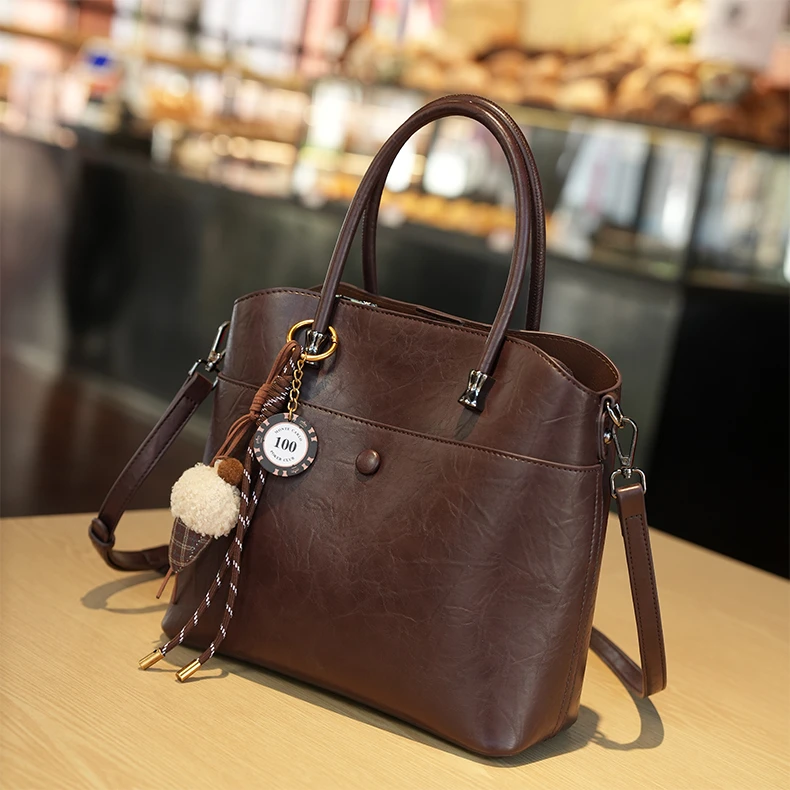 GELANDAI戈兰黛2025新款水桶包时尚百搭单肩斜挎包简约百搭1209