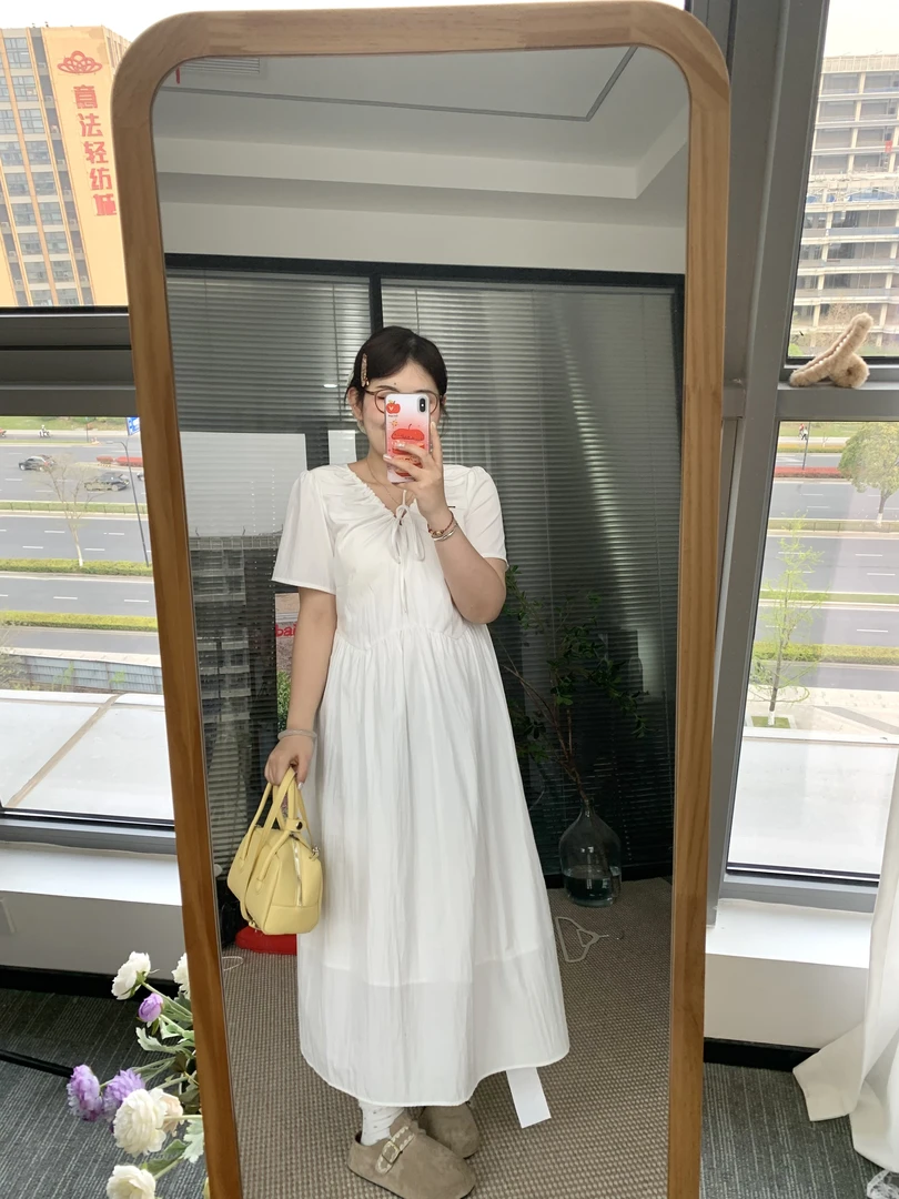 【清货】（运补6-10）2025新款法式收腰系带白色连衣长裙