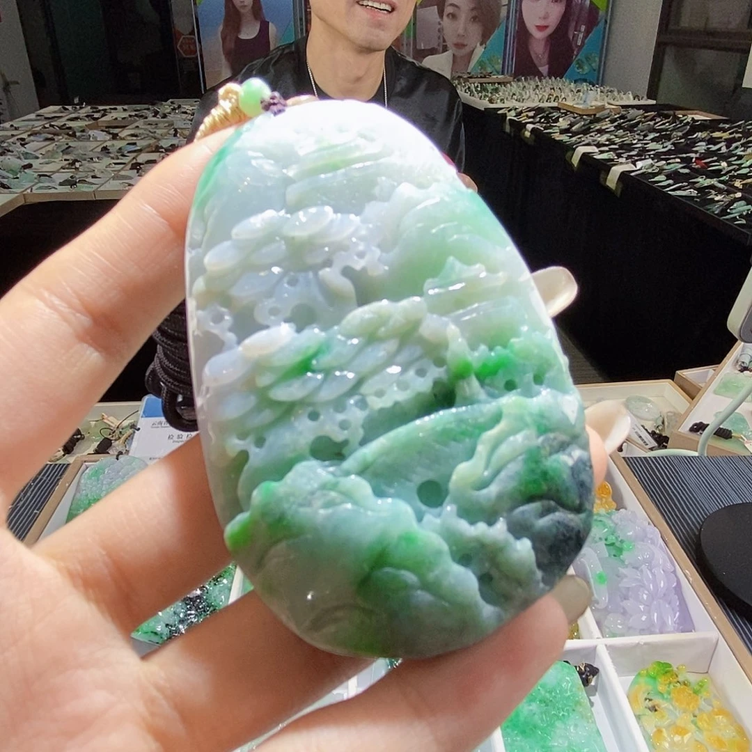 颈饰未镶嵌翡翠翡翠