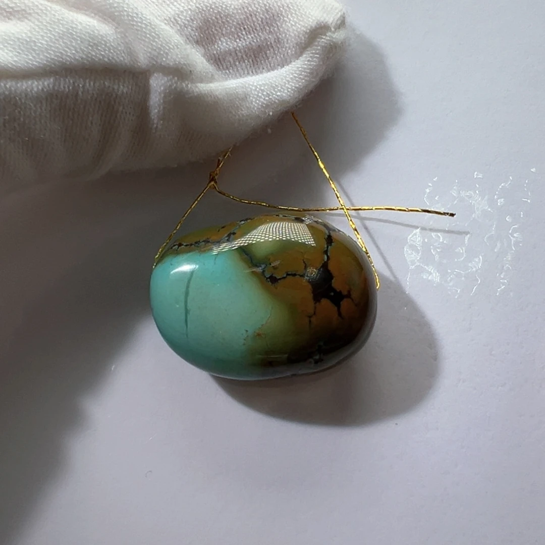 绿松石未镶嵌挂件