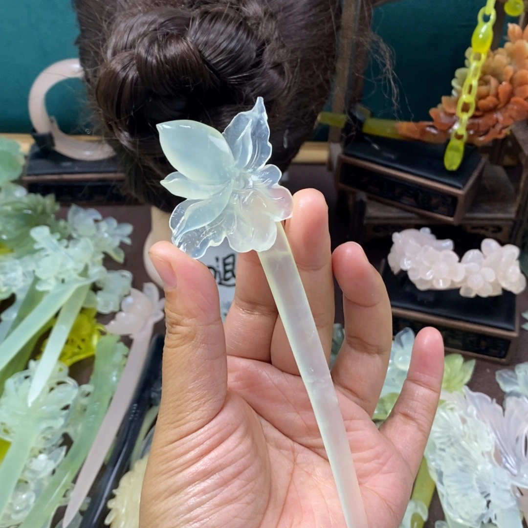 白***垩蛇纹石玉未镶嵌发饰