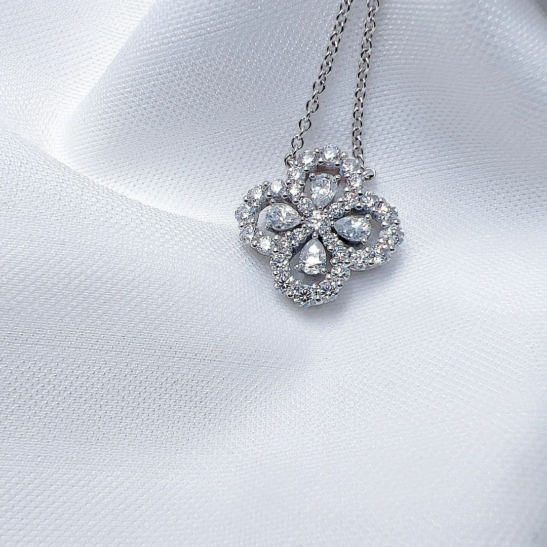 莫桑石铂金PT950水滴四叶草套链镶嵌   抖音基地质检多样性发货