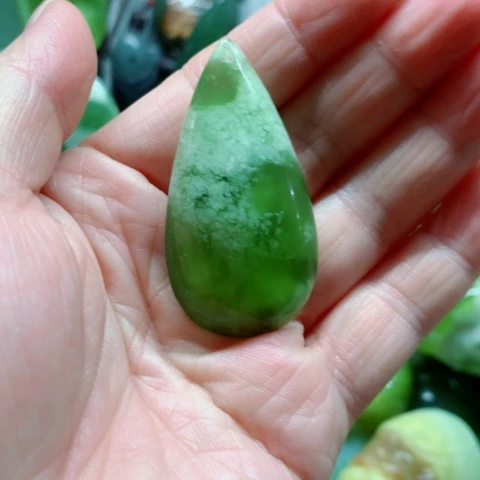未镶嵌蛇纹石玉手把件