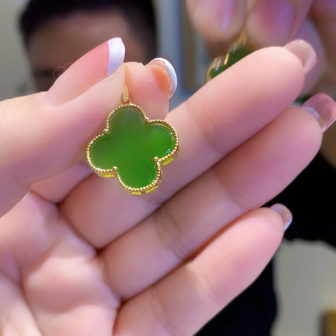 和田玉（碧玉）颈饰银S925镀金镶嵌